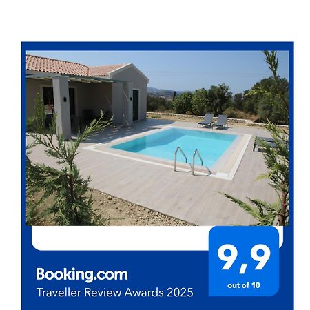 Liotopos Villas Ликсури Екстериор снимка