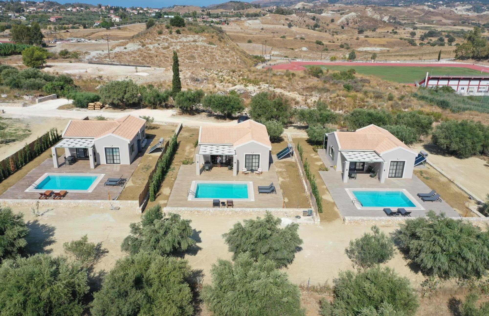Liotopos Villas Ликсури Екстериор снимка
