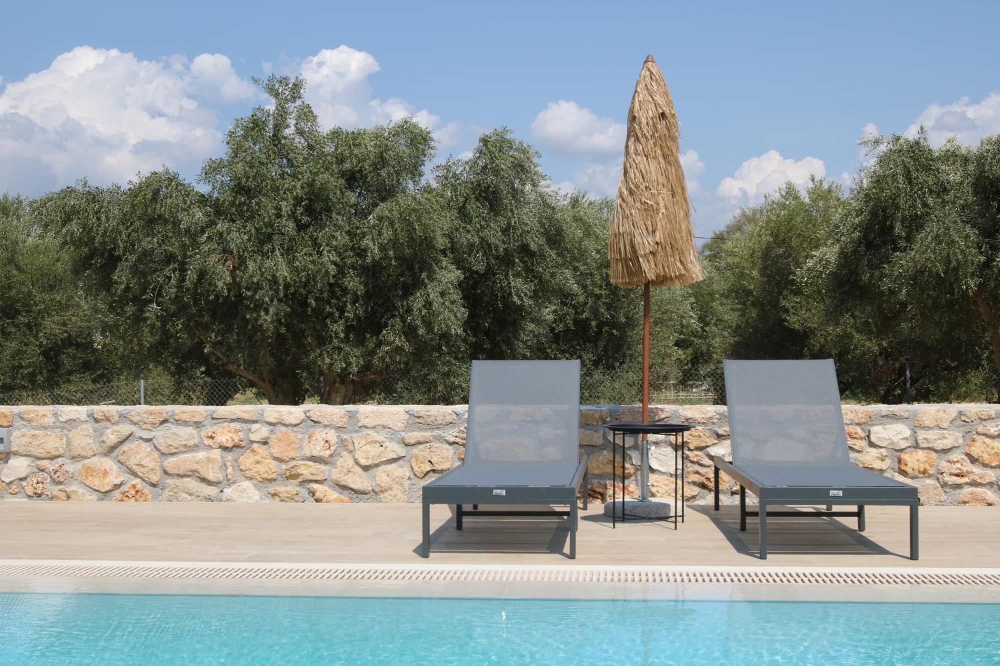 Liotopos Villas Ликсури Екстериор снимка