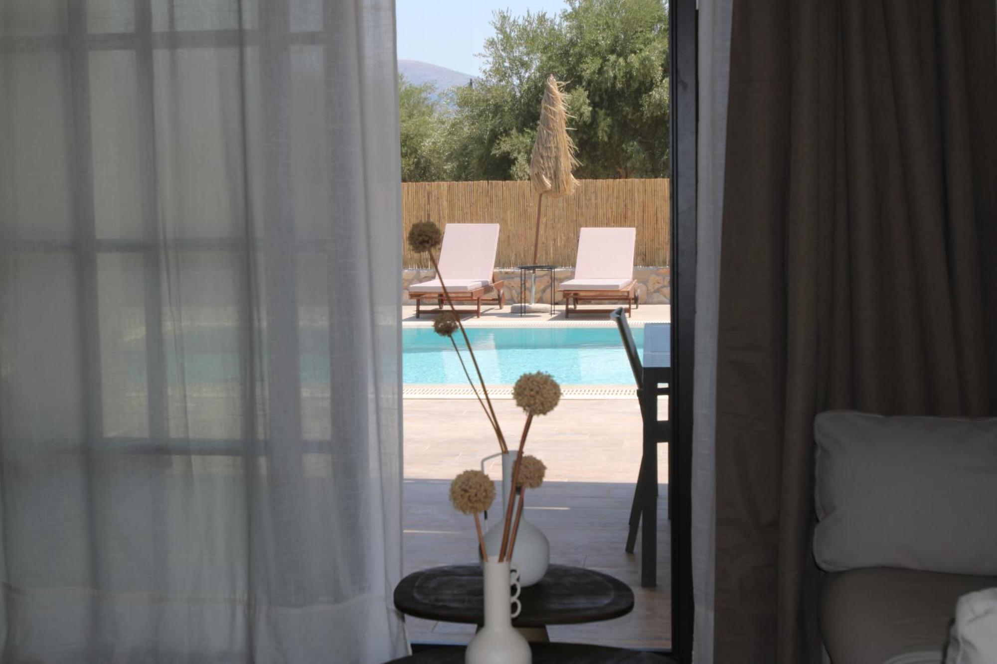 Liotopos Villas Ликсури Екстериор снимка